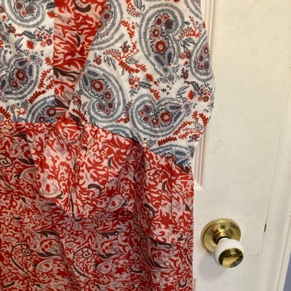 V Neck Dress - Picture 5 of 6